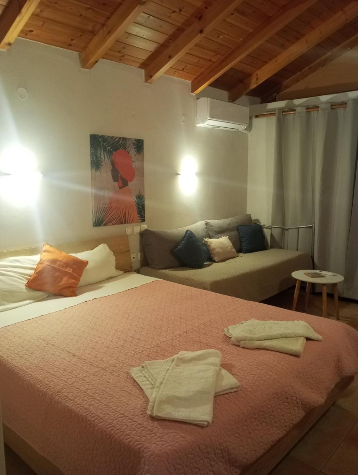 Pension Alexandros Превеза Номер фото